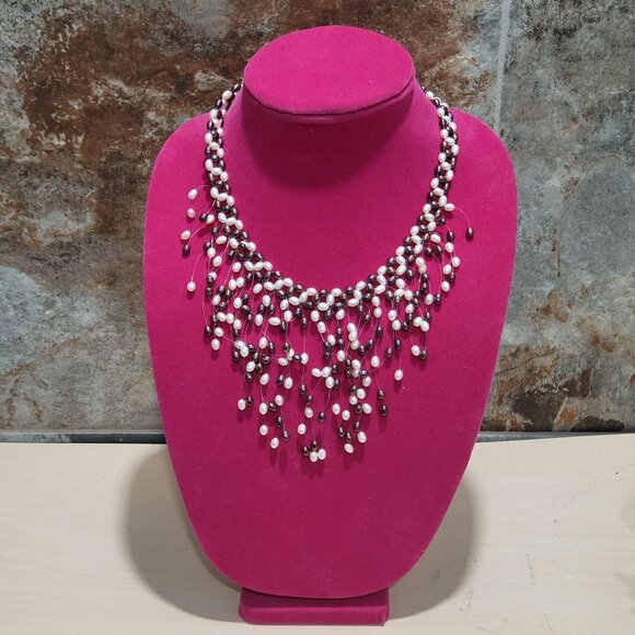 Pearl Cascade Bib Style Necklace White Gray Colors - Picture 2 of 11